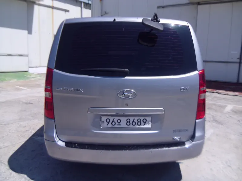 Hyundai Grand Starex