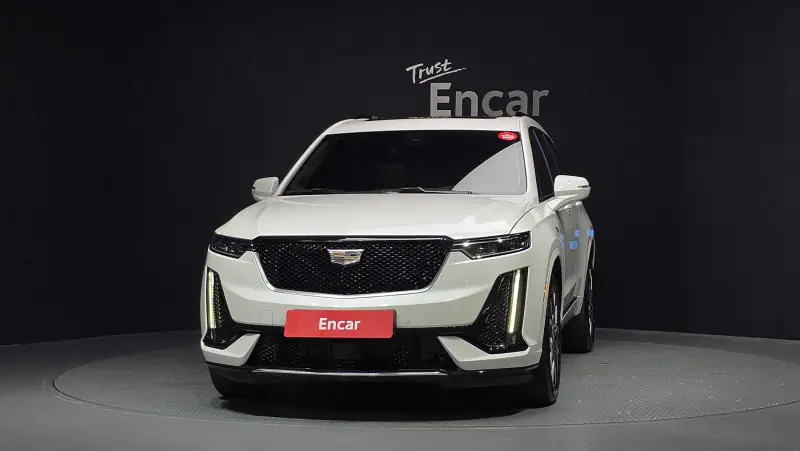 Cadillac XT6