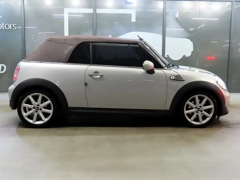 MINI Cabrio