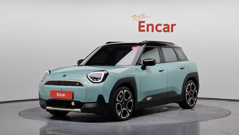 MINI Aceman