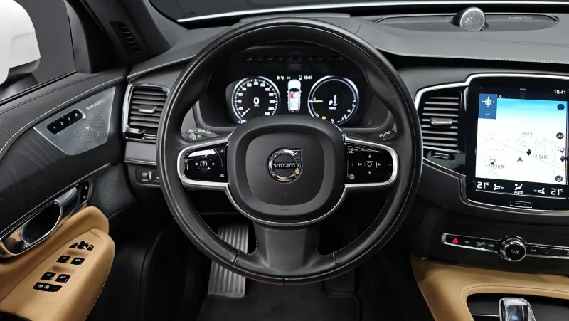 Volvo XC90