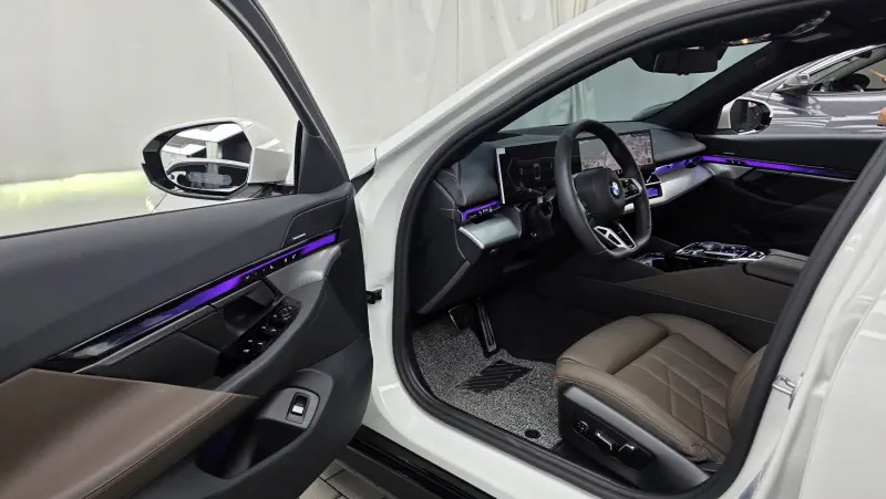 BMW 5-Series