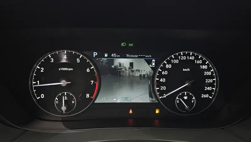 Genesis G90