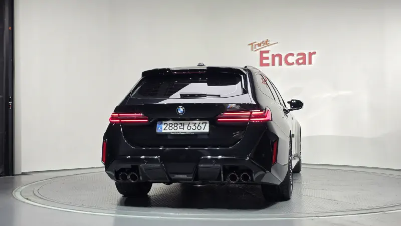 BMW M5