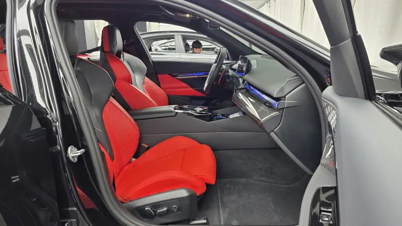 BMW M5