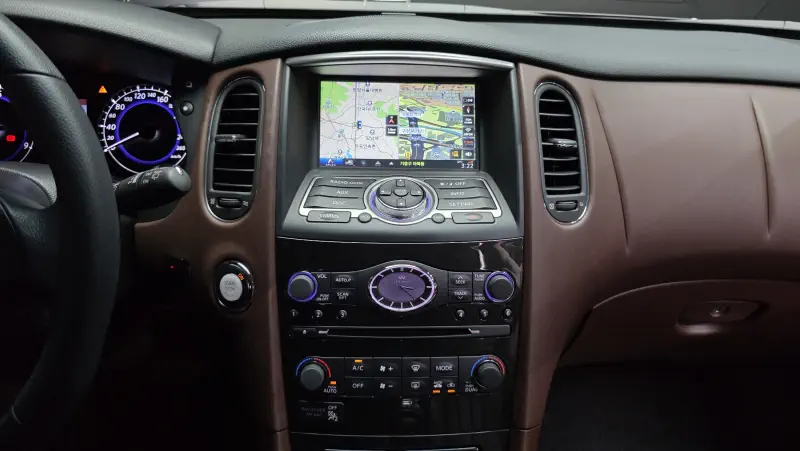 Infiniti QX50