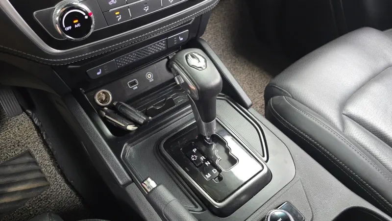 SsangYong Rexton Sports