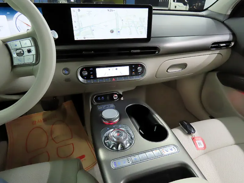 Genesis GV60