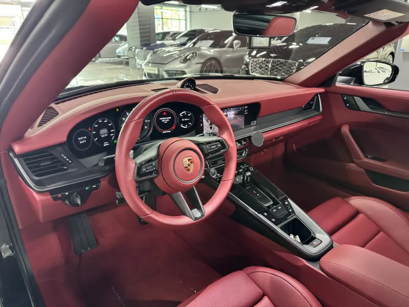 Porsche 911