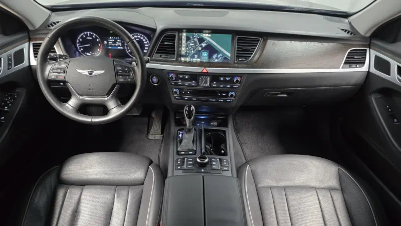 Hyundai Genesis