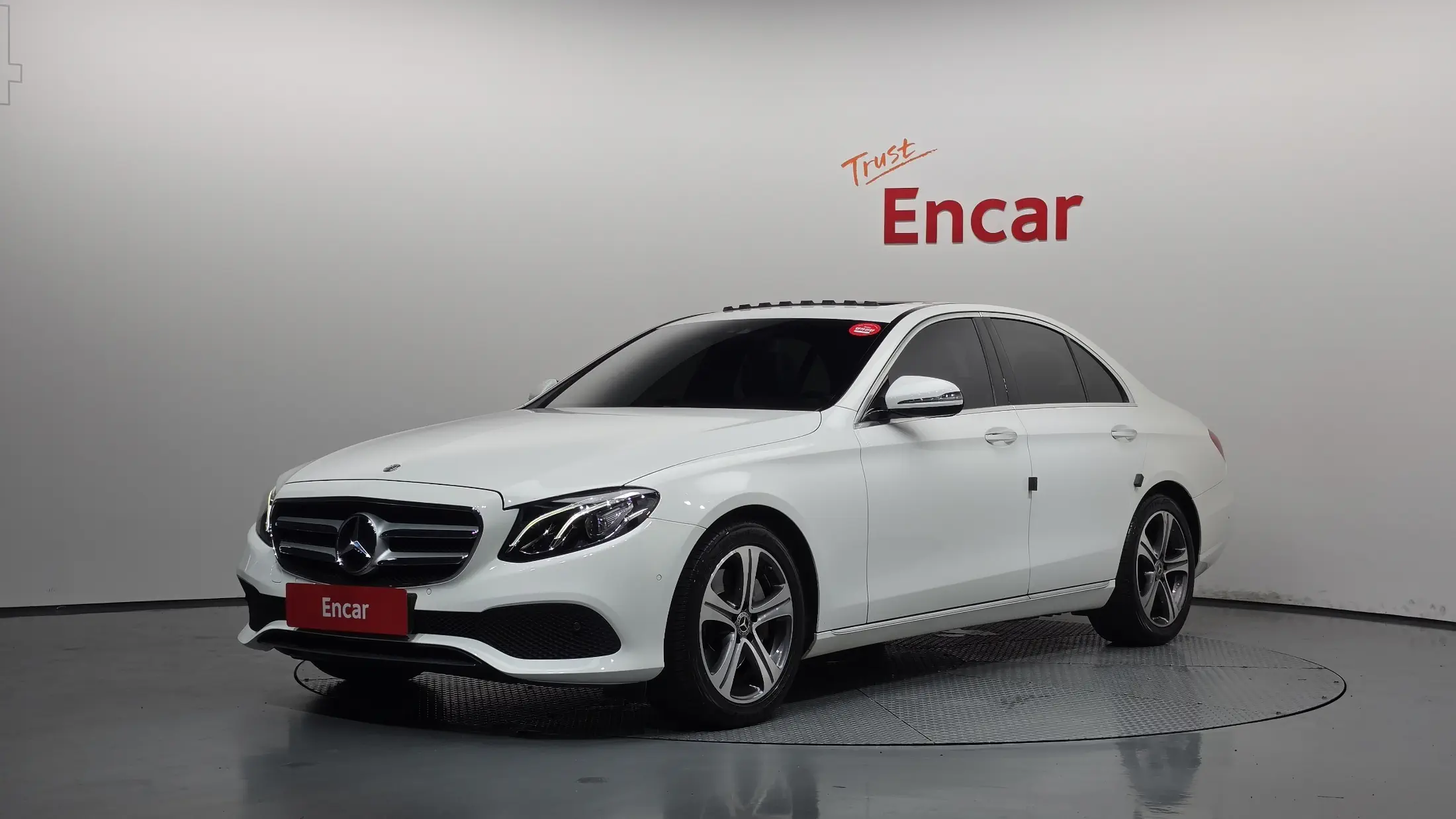 Mercedes-Benz E-Class 2018