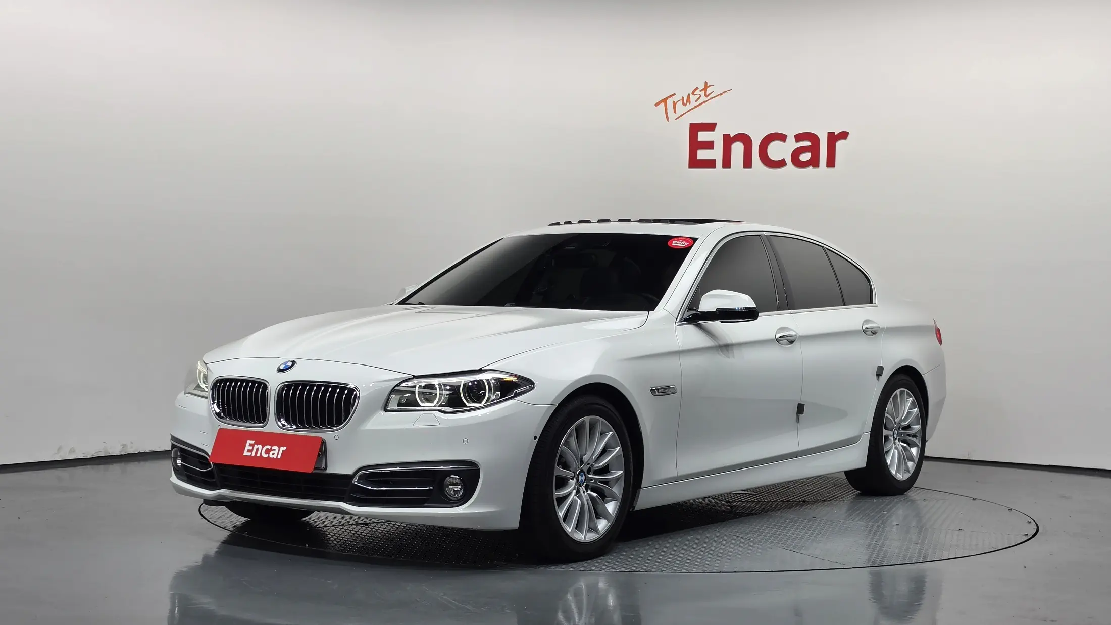BMW 5-Series 2015