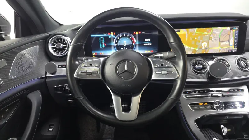 Mercedes-Benz CLS-Class