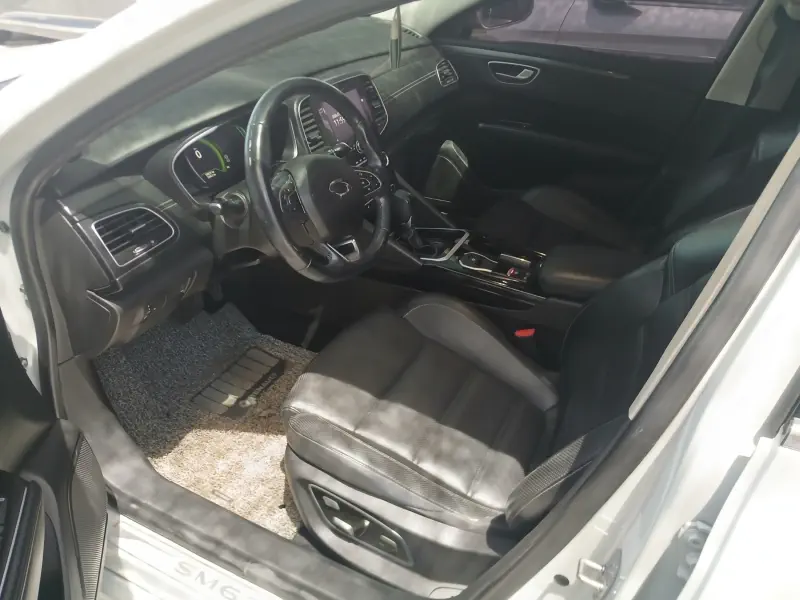 Renault Samsung SM6