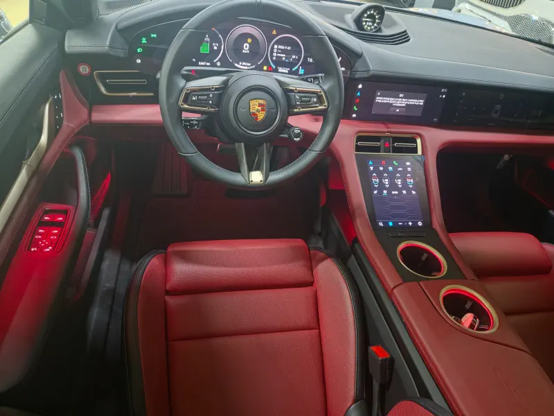 Porsche Taycan