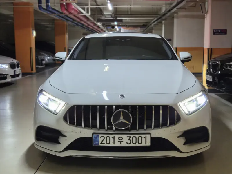 Mercedes-Benz CLS-Class