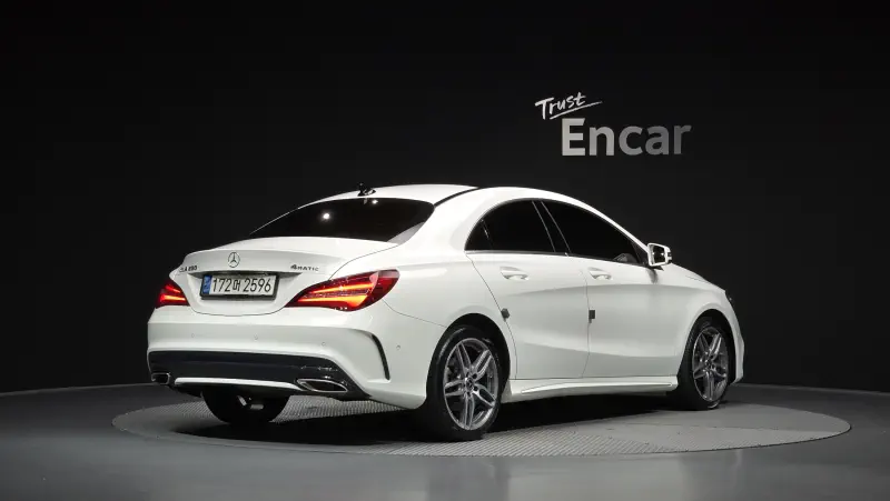 Mercedes-Benz CLA-Class