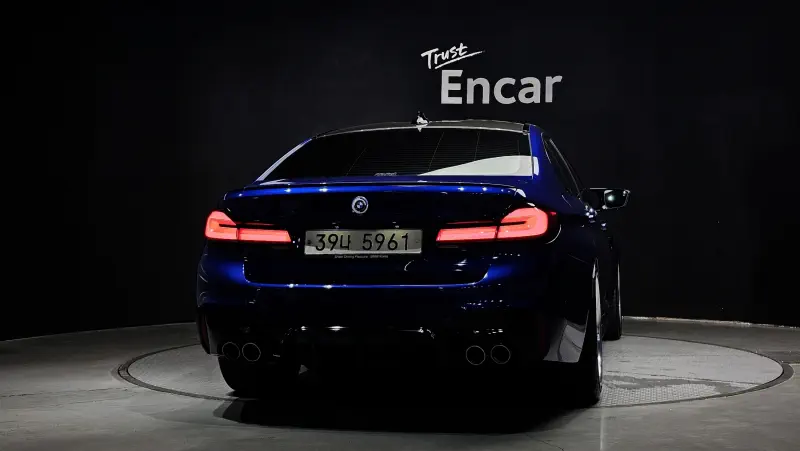 BMW M5