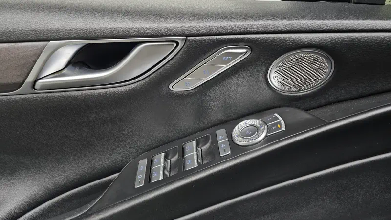 Genesis Electrified G80