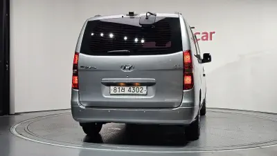 Hyundai Grand Starex