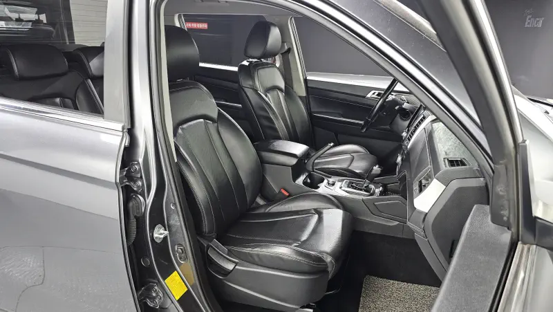 SsangYong Rexton Sports