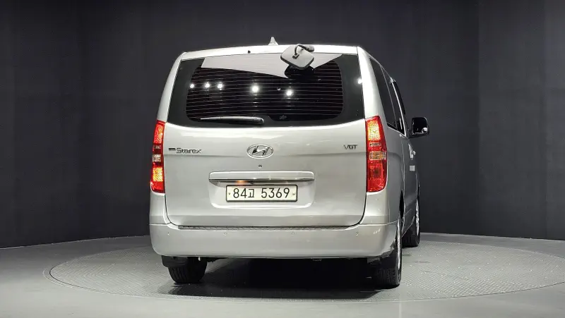 Hyundai Grand Starex
