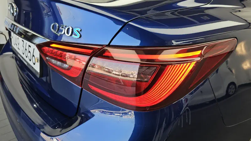 Infiniti Q50