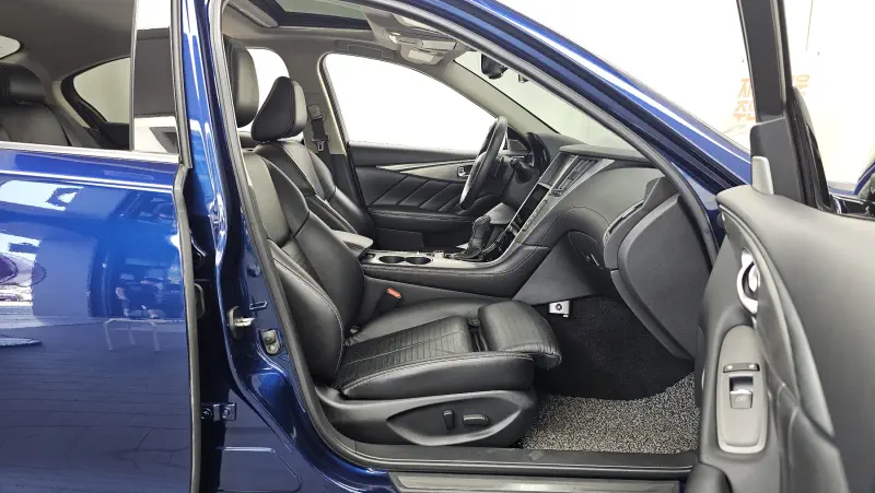 Infiniti Q50