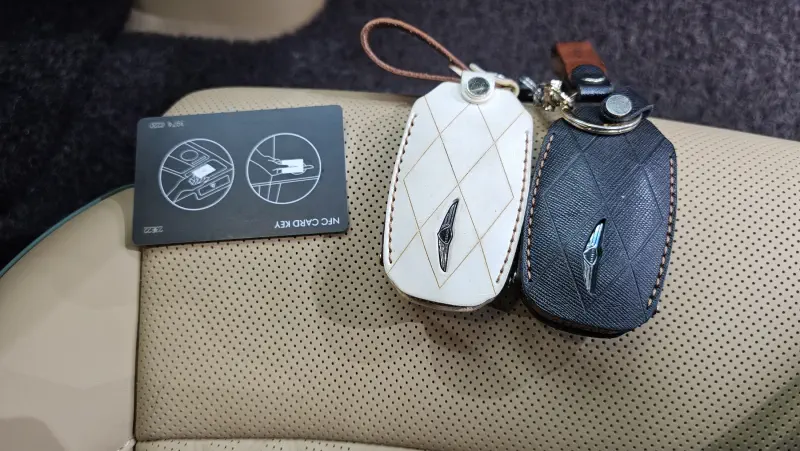 Genesis GV60