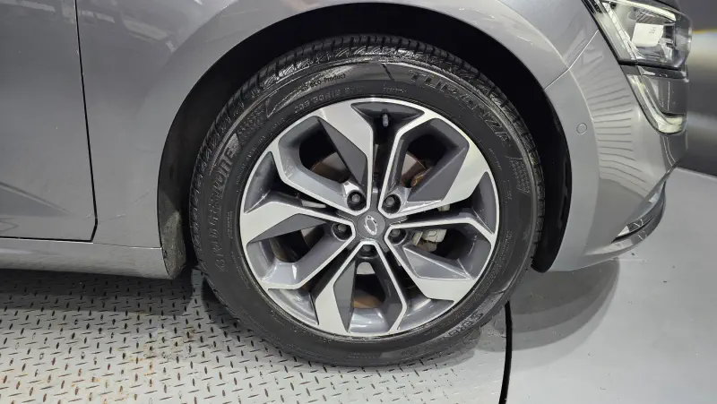 Renault Samsung SM6