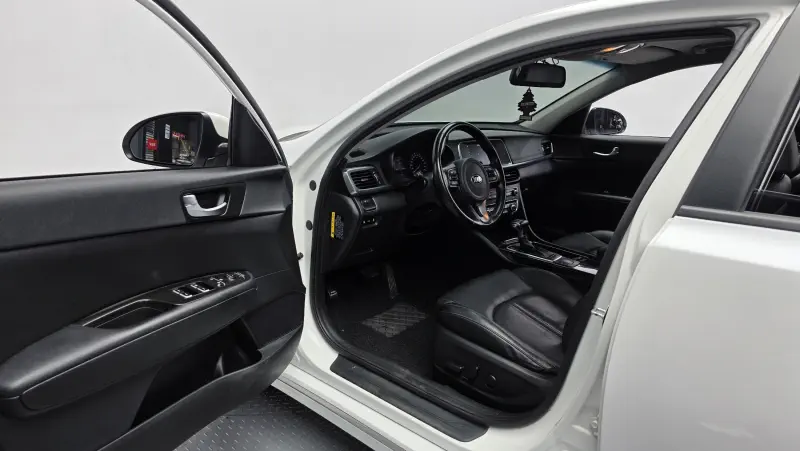 Купить Kia K5 Incheon из Кореи