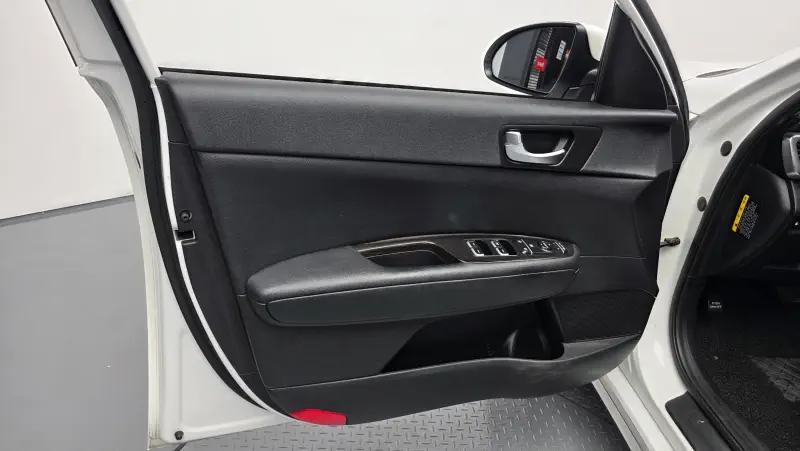 Купить Kia K5 Incheon из Кореи