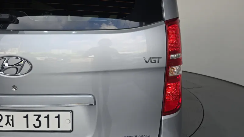 Hyundai Grand Starex