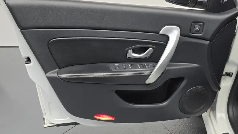 Renault Samsung SM5