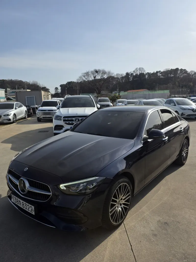 Mercedes-Benz C-Class