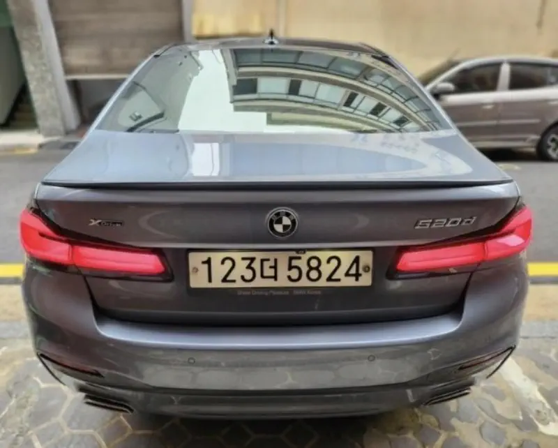 BMW 5-Series