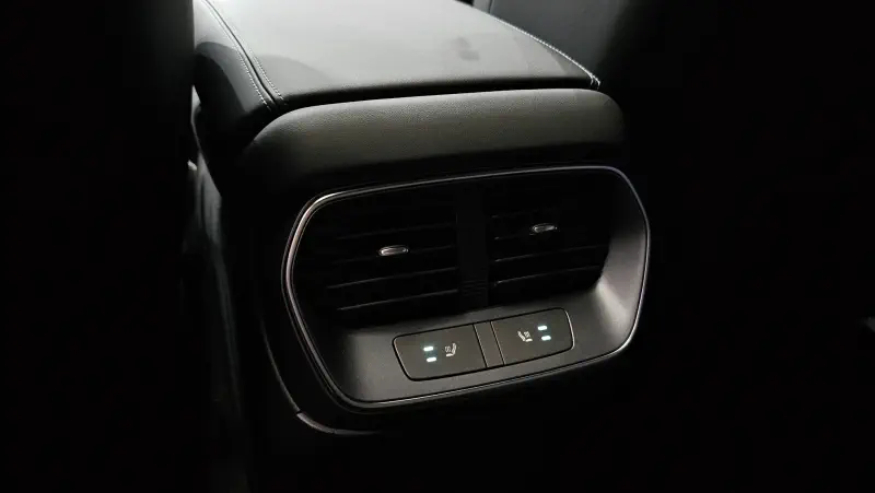 BYD Sealion 7