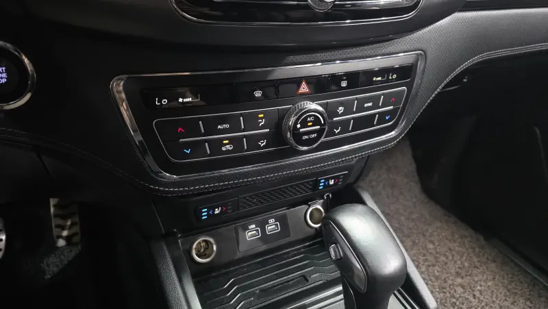 SsangYong Rexton Sports