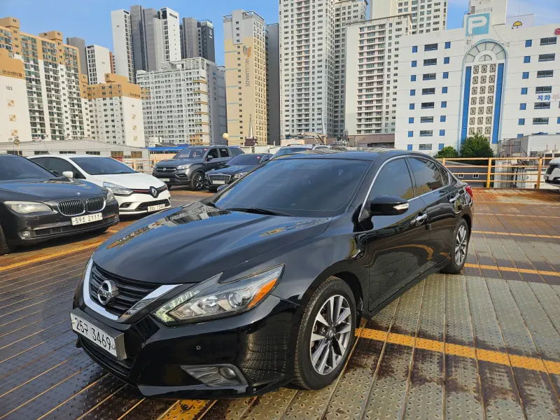 Nissan Altima