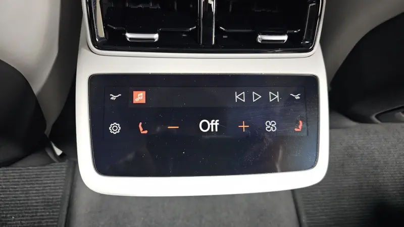 Polestar 4