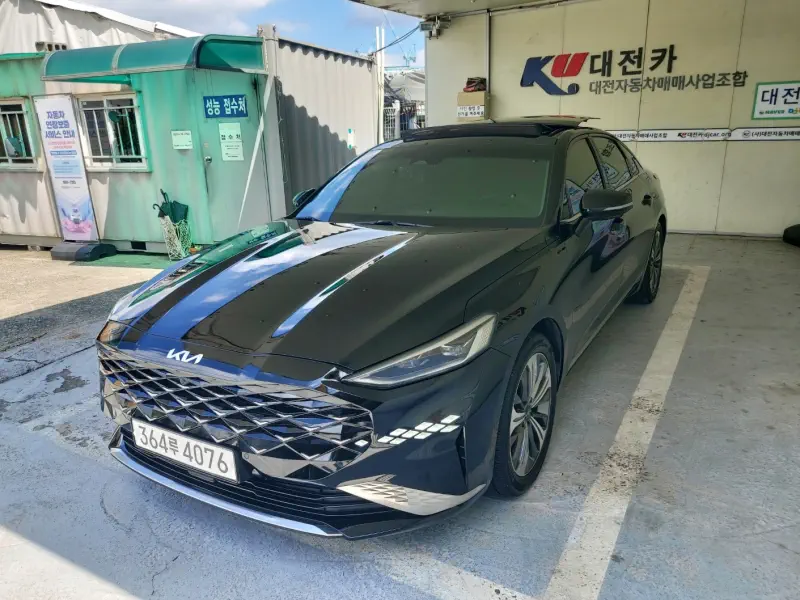 Kia K8