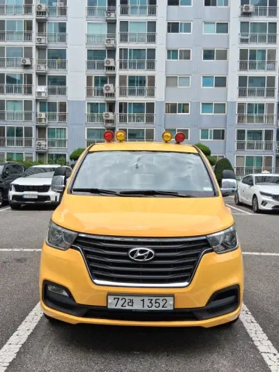 Hyundai Grand Starex