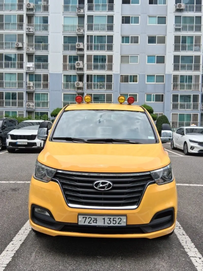 Hyundai Grand Starex