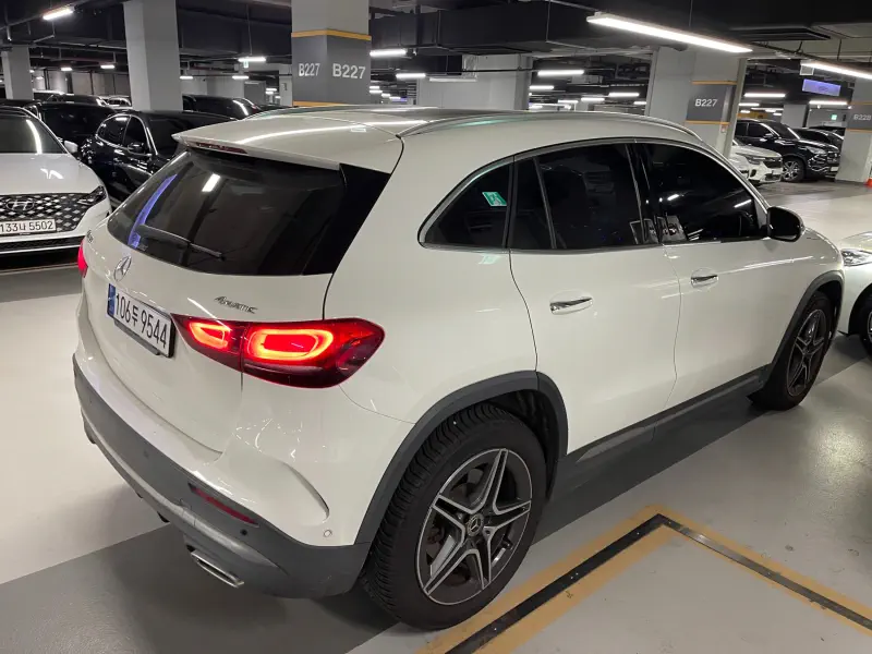 Mercedes-Benz GLA-Class