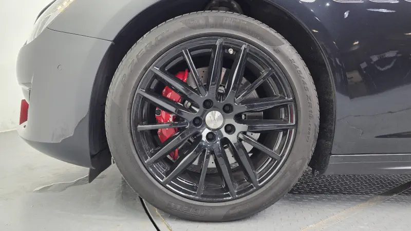 Maserati Ghibli