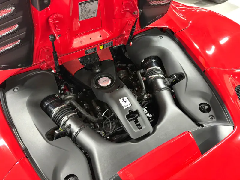 Ferrari F8