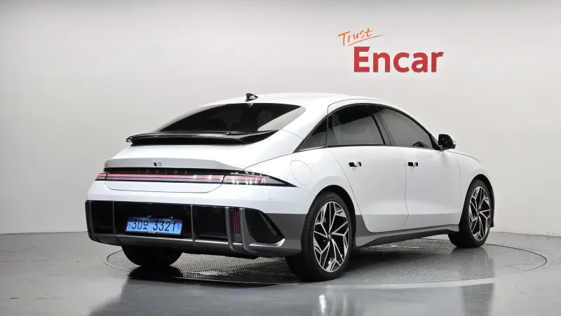 Hyundai Ioniq 6