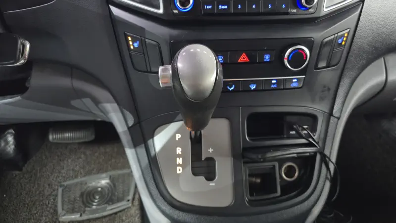 Hyundai Grand Starex