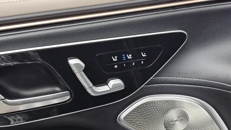 Mercedes-Benz EQS SUV