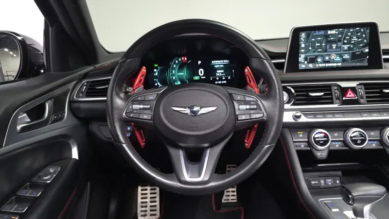Genesis G70
